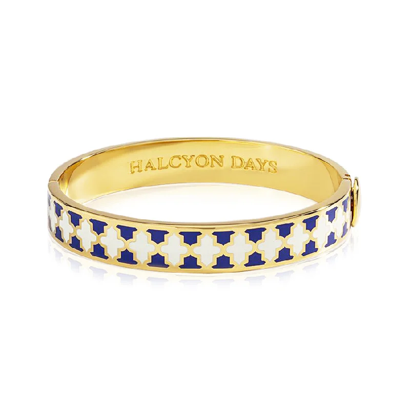 Halcyon Days 18K Yellow Gold Agama Cobalt and Cream Bangle Bracelet