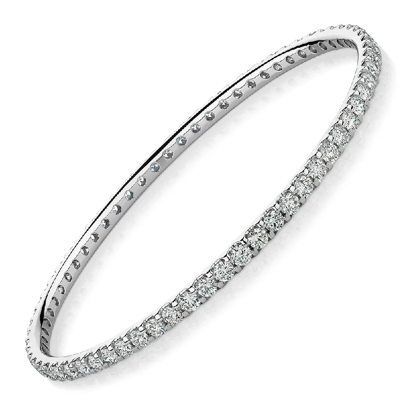 Premium Lab-Grown Diamond, 6 carat TW round brilliant bangle in 10 carat white gold