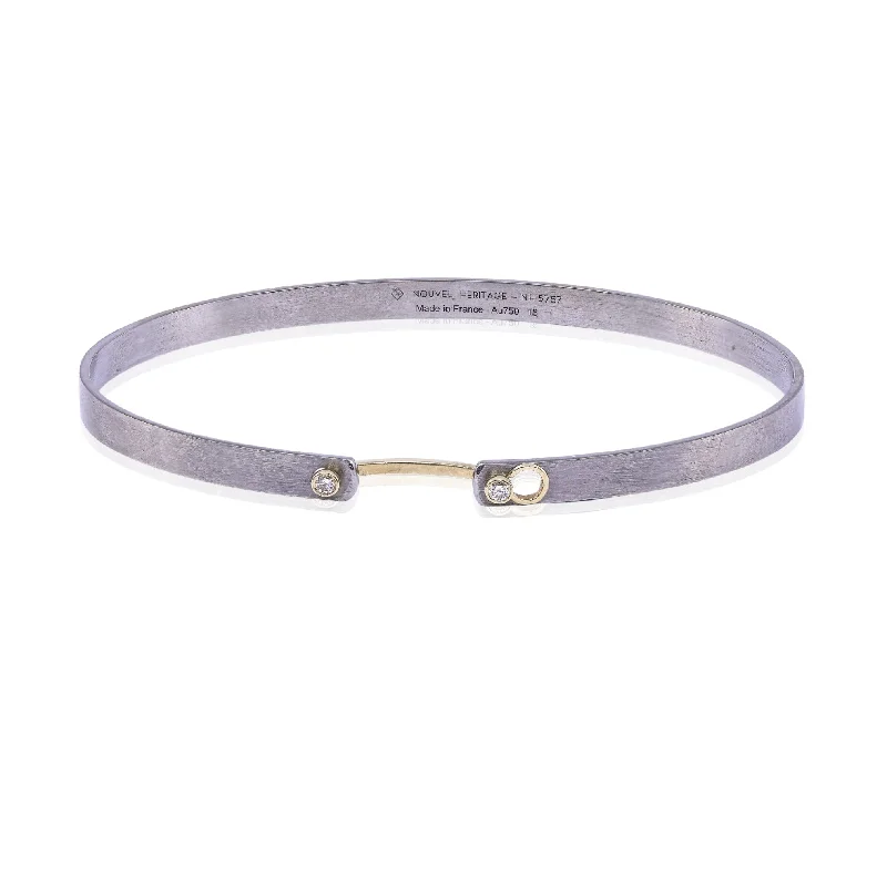 ESTATE 18K WHITE GOLD NOUVEL HERITAGE 'MONDAY MORNING' MOOD BANGLE