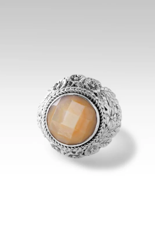 Everblooming Enchantment Ring™ in Yellow Mother of Pearl