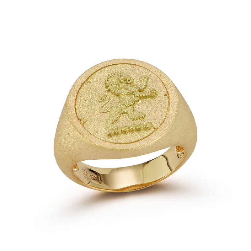 18kt Lion Ring