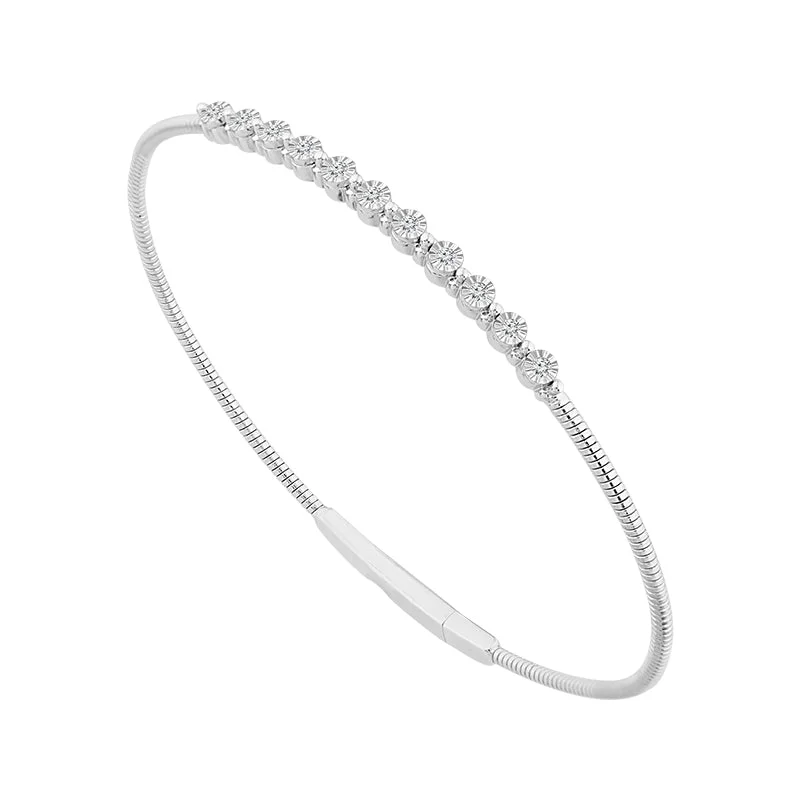 1/8 Ctw Flexible Diamond Bangle Bracelet in White Gold